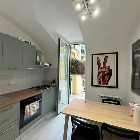 Apartment Quiet Corner In The Eternal Rome